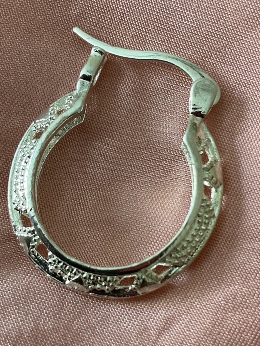 Textured Silver Hoop Earrings - Women Jewelry. One size. - Picture 6 of 8